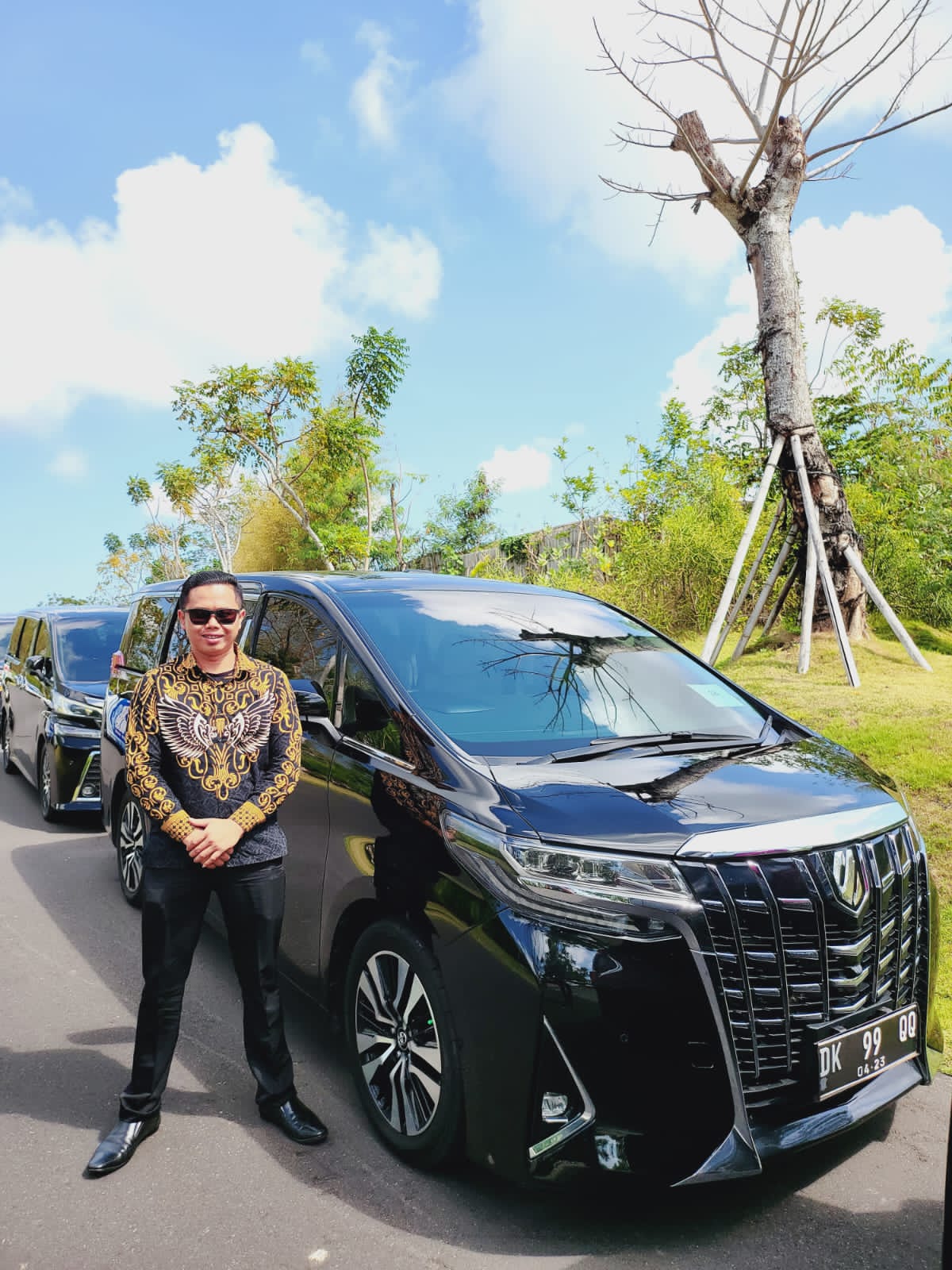 sewa alphard di bali