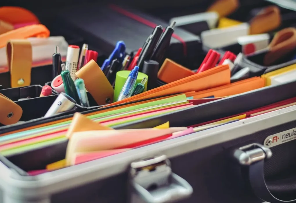 5 Perlengkapan Alat Tulis Kantor yang Wajib Tersedia untuk Mendukung Produktivitas Kerja