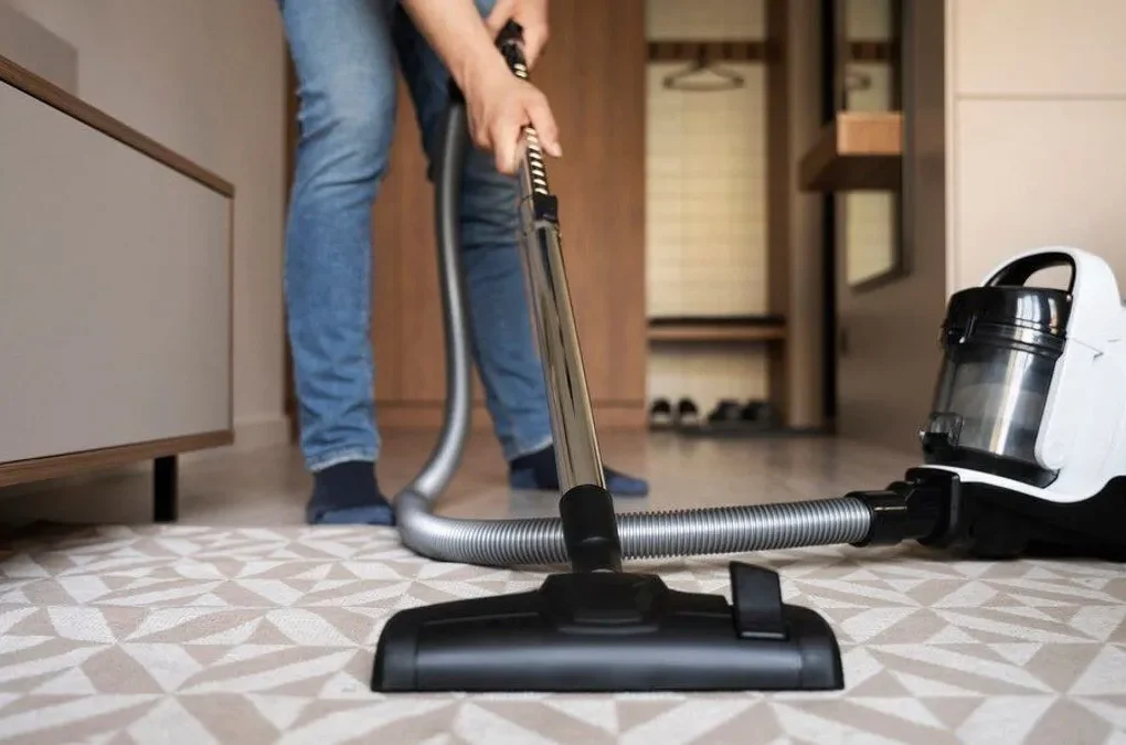 7 Peralatan Kebersihan Modern yang Membuat Pekerjaan Rumah Lebih Praktis