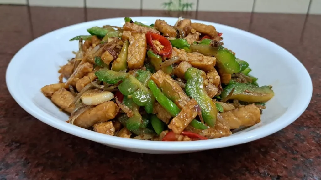 Pare dan Tempe, Bukti Hidangan Sederhana Bisa Menjadi Favorit Keluarga